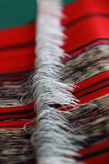 Teknik pembuatan tenun ulap doyo diduga muncul hampir sama dengan Kerajaan Hindu Kutai