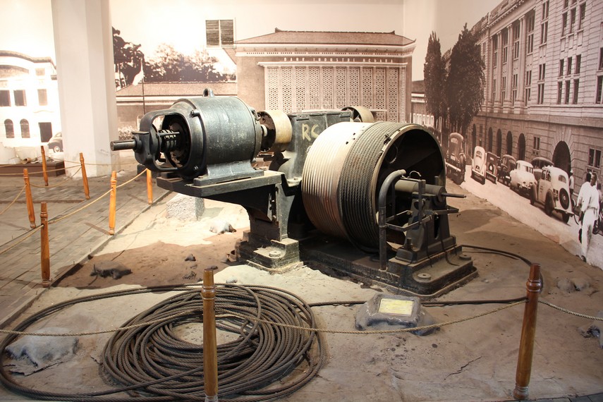 Mesin lift peninggalan zaman kolonial menjadi bagian koleksi museum