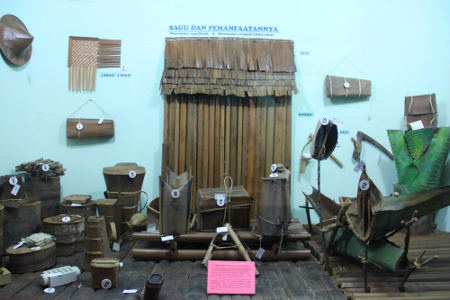 Pengunjung yang datang ke museum dapat mempelajari berbagai alat dan kegunaannya
