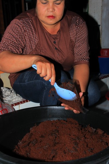 Rendang paru menjadi salah satu alternatif buah tangan khas wilayah 'darek', khususnya dari kota Payakumbuh