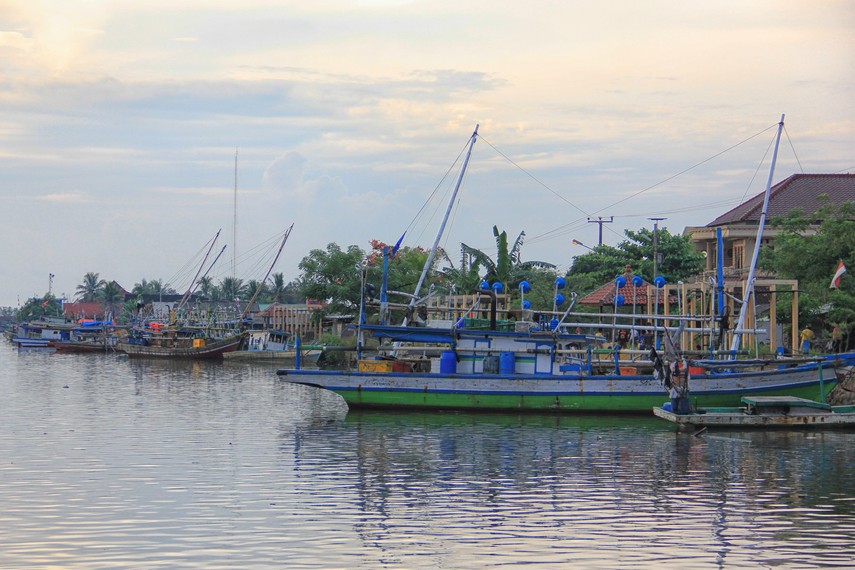 Pelabuhan Karangantu menjadi salah satu pelabuhan terbesar yang  berada di daerah Banten