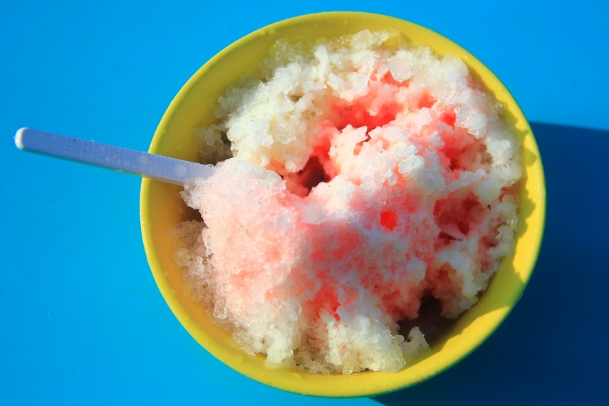 Es kacang merah atau masyarakat sekitar mengenalnya dengan sebutan es brenebon yang lezat dan menyehatkan