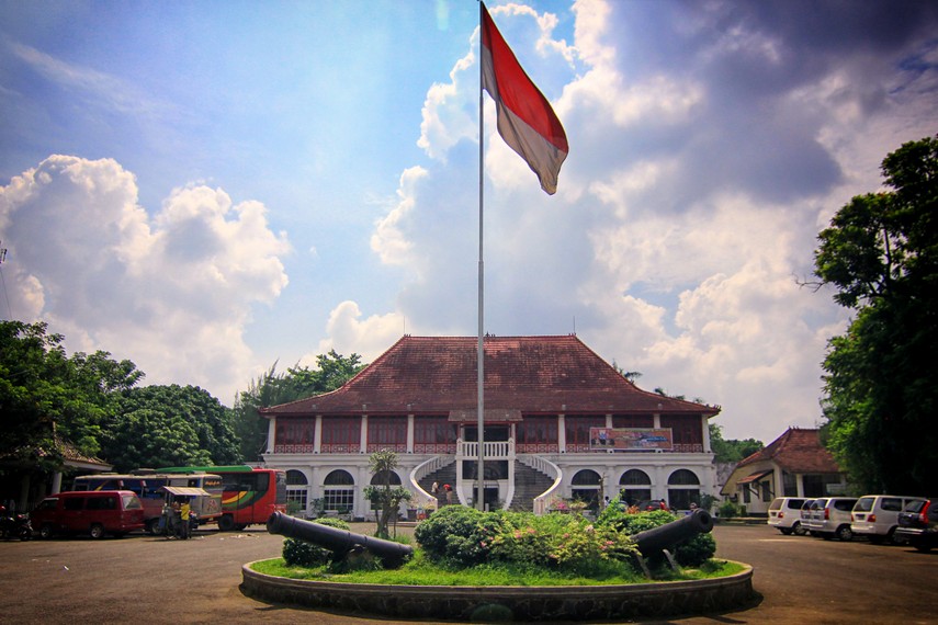 Museum ini berlokasi di jalan Sultan Mahmud Badaruddin no 2, kota Palembang, Sumatera Selatan