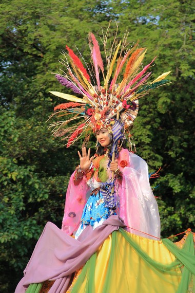 Setelah tiga tahun tidak dilaksanakan, Karnaval Nusantara kembali digelar di silang Monas, Jakarta