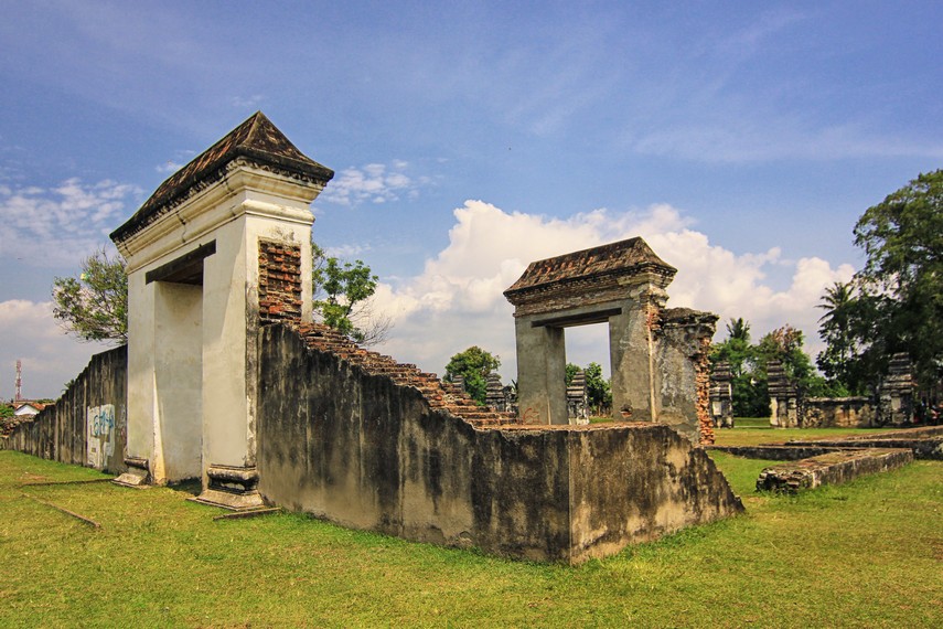 Berbeda dengan Keraton Surosowan yang menjadi pusat pemerintahan, Keraton Kaibon dibangun sebagai tempat tinggal Ratu Aisyah