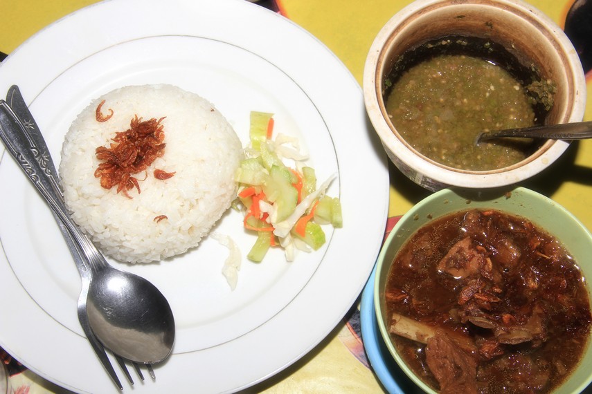 Rabeg menjadi makanan khas Banten dan sangat pas dinikmati dengan nasi dan sambal