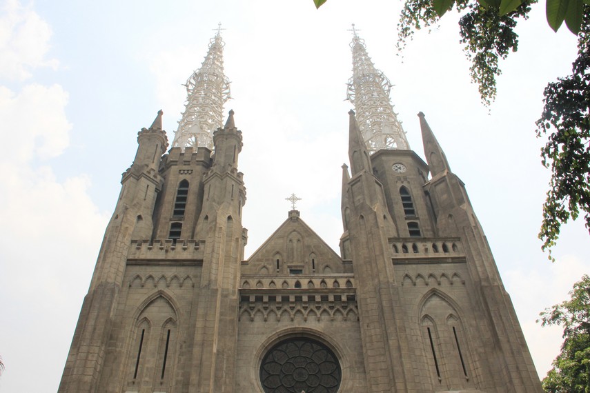 Gereja Katedral mempunyai sejarah pembangunan yang sangat panjang