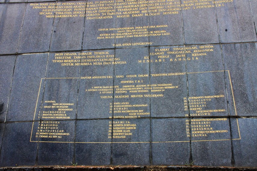 Daftar nama pahlawan yang gugur dalam Peristiwa Lengkong, termasuk Mayor Daan Mogot