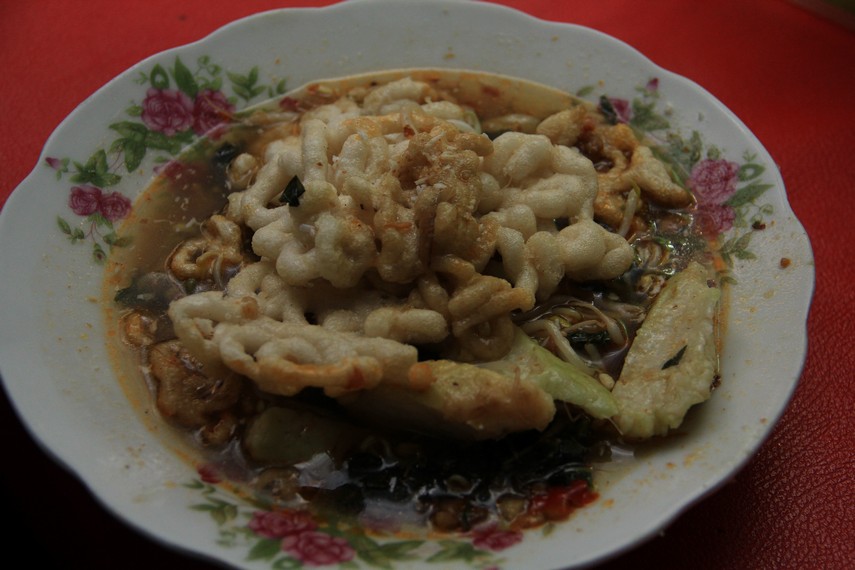 Docang adalah salah satu makanan khas dari kota Cirebon