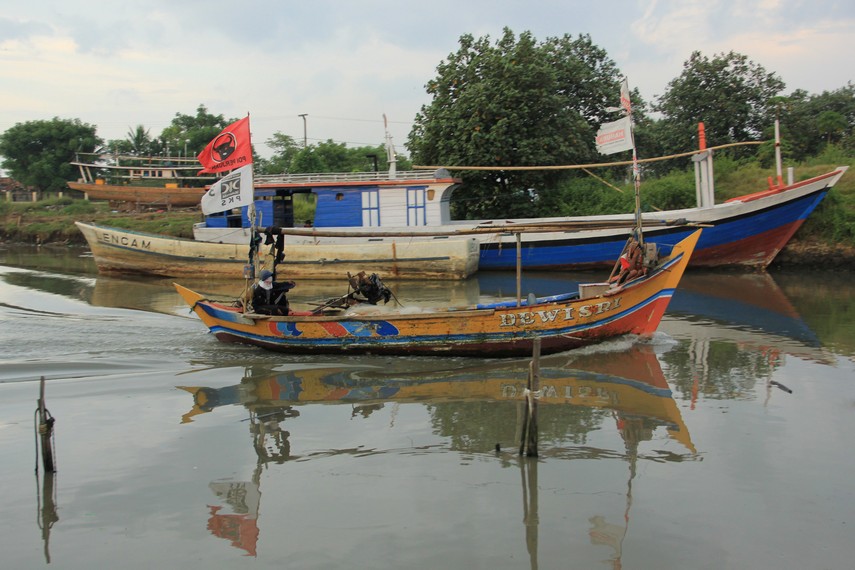 Jan Piterzoon Coen pernah membuat catatan soal perahu Tiongkok yang membawa barang senilai 300.000 real di Karangantu