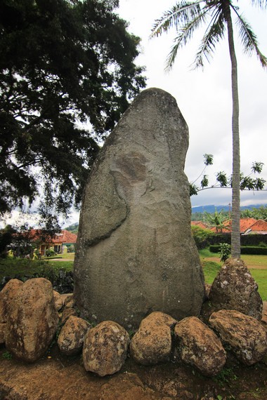 Menhir adalah sebuah batu tegak kasar yang dianggap sebagai medium penghormatan terhadap arwah nenek moyang