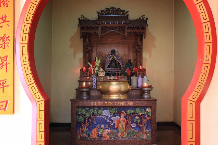 Vihara Avalokitesvara pernah terbakar pada tahun 2009