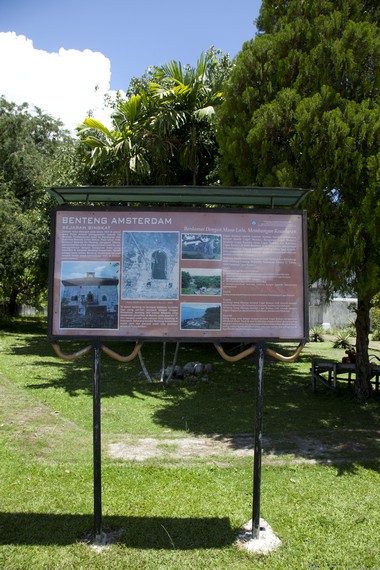 Benteng Amsterdam adalah salah satu situs sejarah yang masih utuh di Pulau Ambon