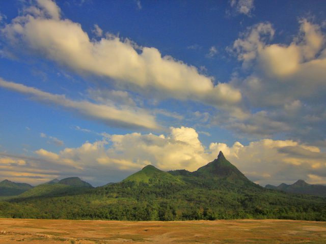 Bukit Jempol, Destinasi Pendakian Ikonik Sumatra Selatan