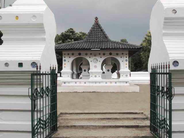 Bermula untuk Menimba Ilmu Kebatinan, Berakhir Menjadi Tempat Tinggal