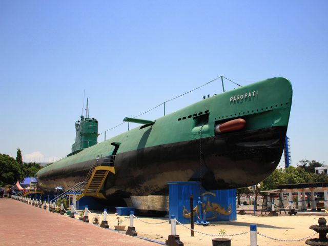 Menyelami Kejayaan KRI Pasopati di Monumen Kapal Selam