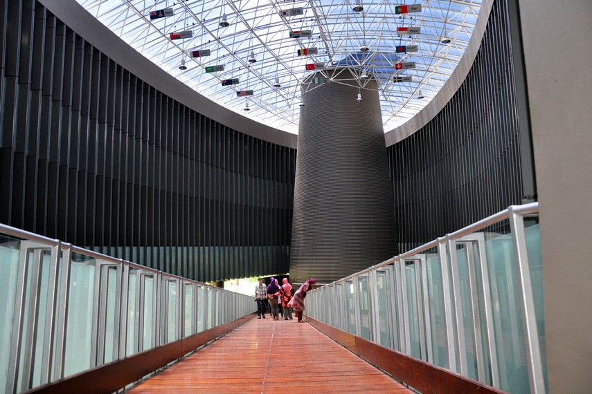 Arsitektur museum berfungsi sebagai gedung evakuasi ketika terjadi Tsunami di masa mendatang