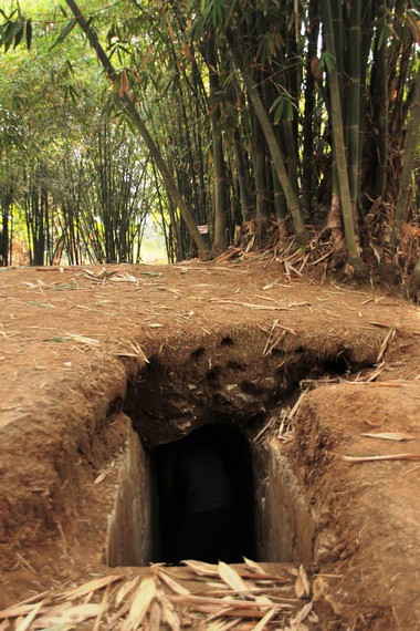 Selain melimpah akan tanaman bambu, Desa Wisata Lakkang juga menyimpan sejarah nasional dengan ditemukannya beberapa titik bunker Jepang