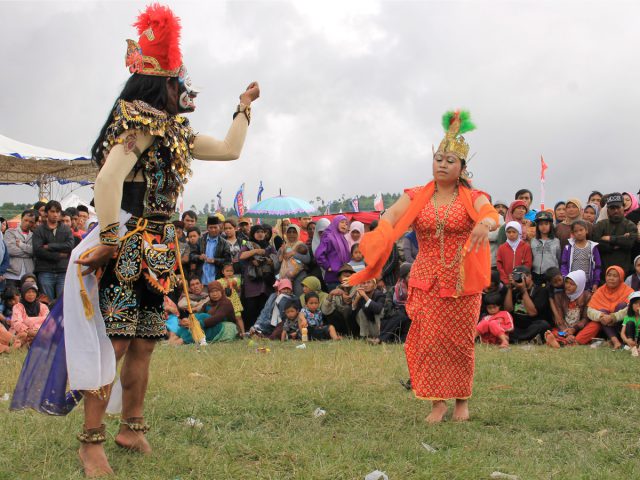 Tari Topeng Lengger, Tari Penyebar Agama Islam