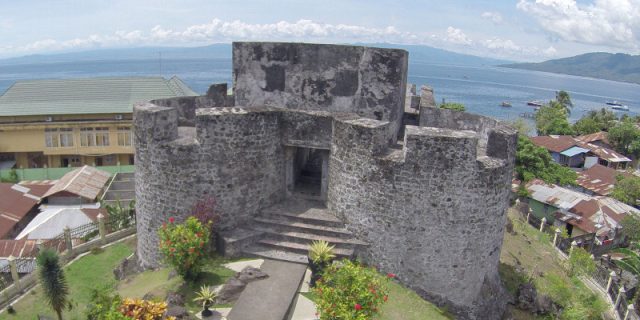Benteng Tolukko: Saksi Sejarah Perdagangan Rempah di Ternate