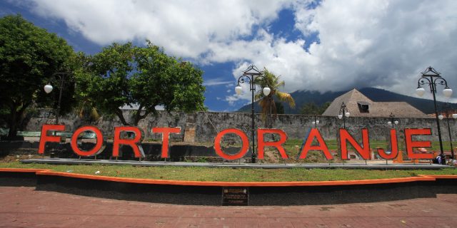 Kejayaan Penguasa Belanda Di Benteng Oranye