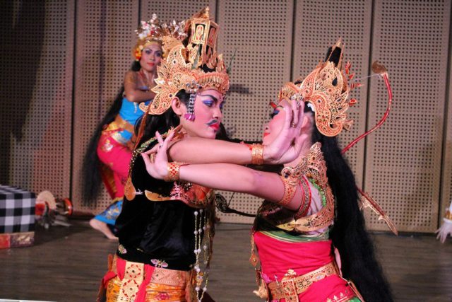 Road To Festival Wayang Indonesia 2014, “Wayang Orang Ramayana” Oleh LKB Saraswati, Minggu 8 Juni 2014 Pukul : 15.00