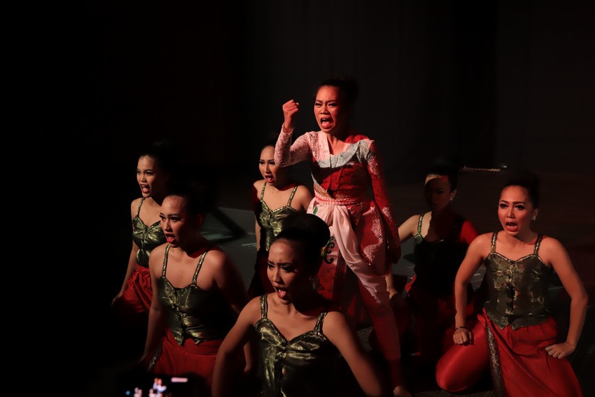 Program Indonesia Kita 2016 menampilkan pertunjukan berjudul Doea Tanda Tjinta