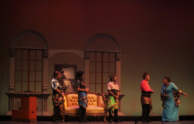 Torang Samua Ba Sodara Oleh Be3 & dancers, Minggu 7 September 2014 Pukul 15.00