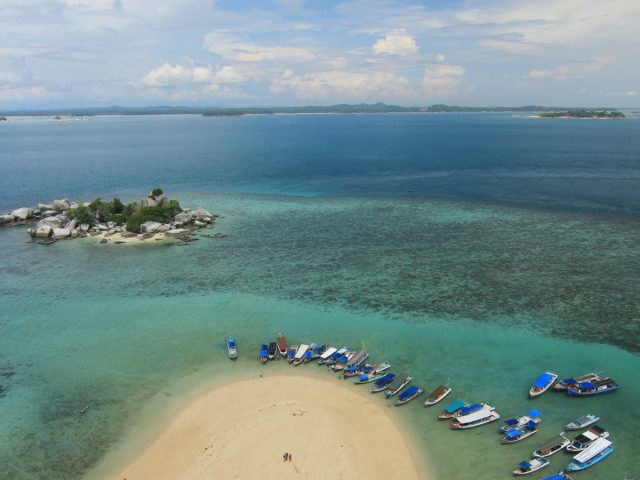 Sensasi Menaiki Mercusuar di Pulau Lengkuas