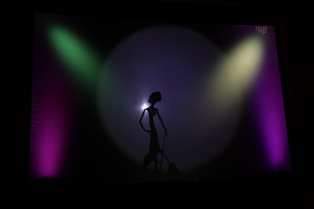 Wayang Kencrung: Sebuah Pertunjukan Wayang berirama Keroncong Oleh Awanama Art Habitat dan Folks Mataraman Institute, Minggu 8 Maret 2015 Pukul : 15.00