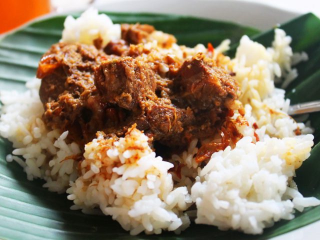 Mencicipi Sejarah dan Tradisi Lewat Nasi Gandul, Kuliner Khas Pati