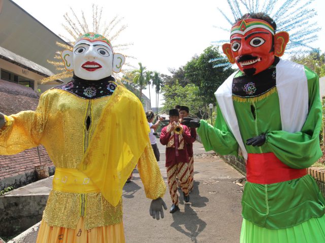 Ondel-Ondel, Bukan Sekadar Boneka Raksasa
