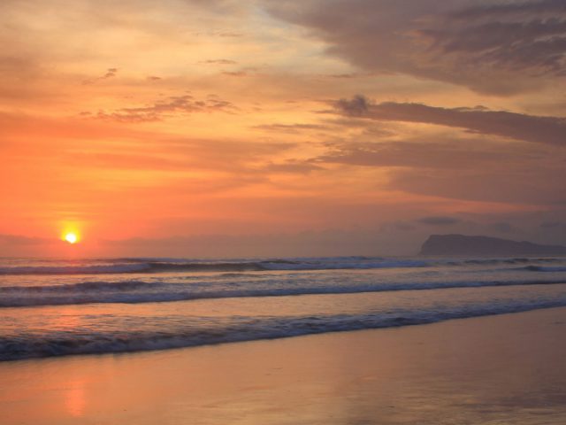 Triangulasi, Keindahan Pantai di Balik Alas Purwo