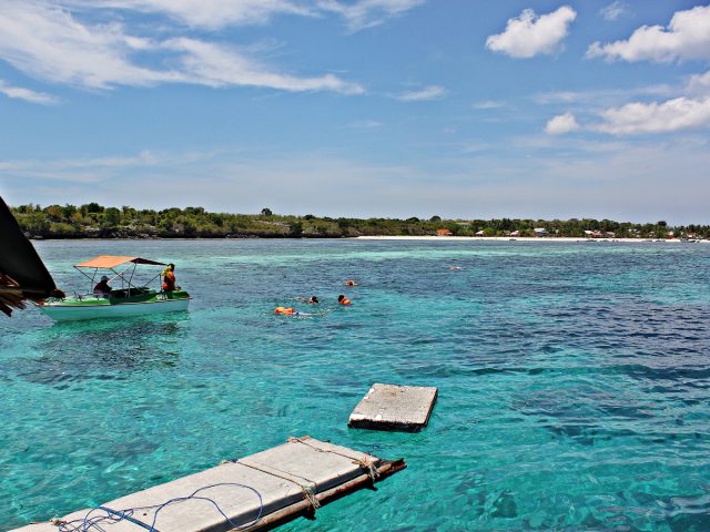 pantai tanjung bira