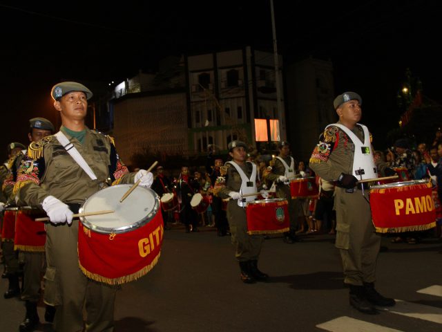 Meriahnya Parade Solo Karnaval Memperingati Hari Lahir Kota Solo