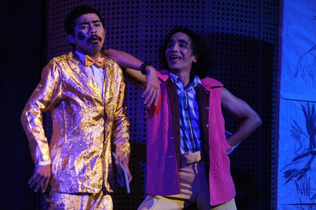 Jas Merah “Sang Timur” Oleh Teater Keliling, Minggu 20 Desember 2015 Pukul 15:00