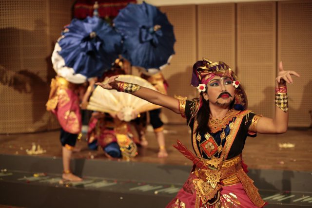 Pertunjukan Tari PradNYA PRETEKA oleh LKB Saraswati, Sabtu 8 Juli 2017 Pukul : 15.00