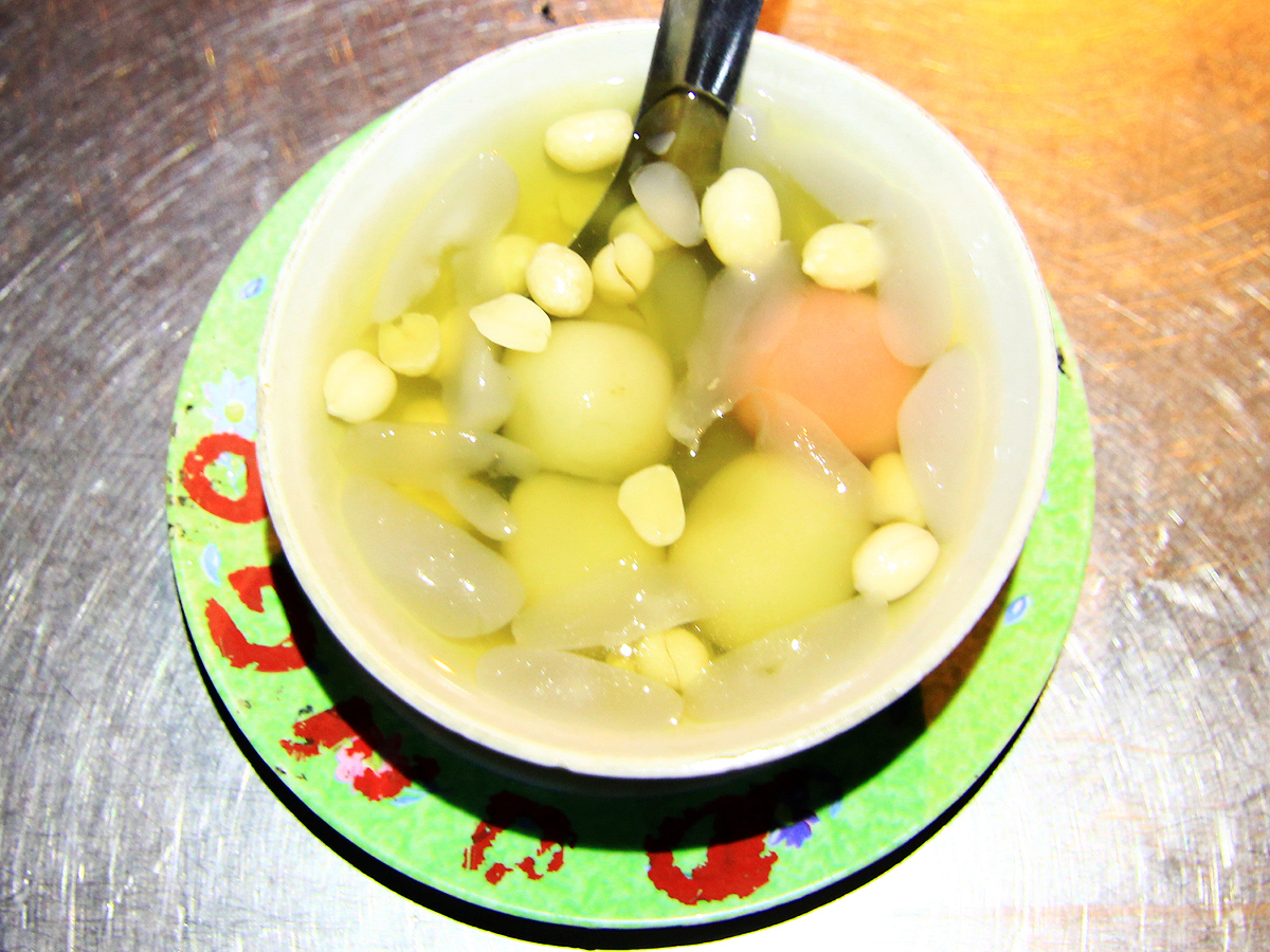 Wedang Dongo yang Menawarkan Kehangatan Khas Solo - Indonesia Kaya