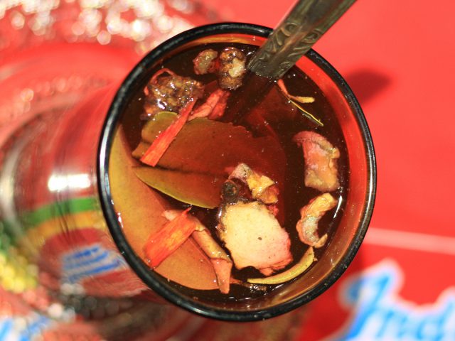 Wedang Uwuh, Minuman Hangat yang Berkhasiat