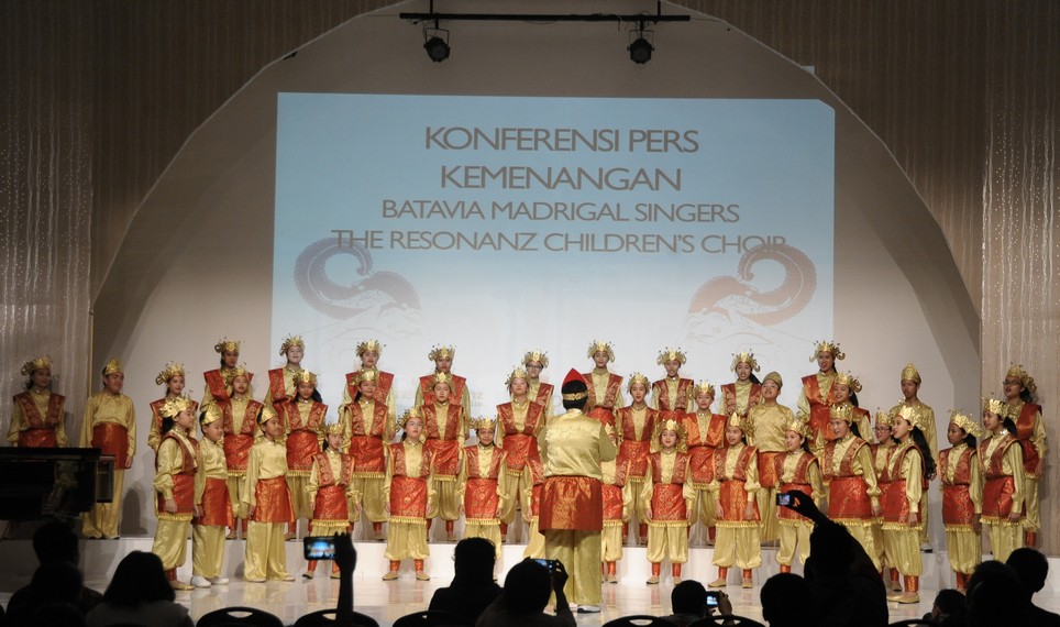 The Resonanz Children’s Choir dan Batavia Madrigal Singers harumkan nama Indonesia di kompetisi Internasional