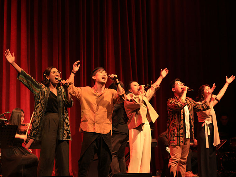 Pertunjukan oleh Jakarta Musical Crew (Jaksical)