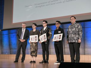 ‘Batik For The World’ Kolaborasi Desainer Satukan Kain Peradaban Di Panggung Dunia