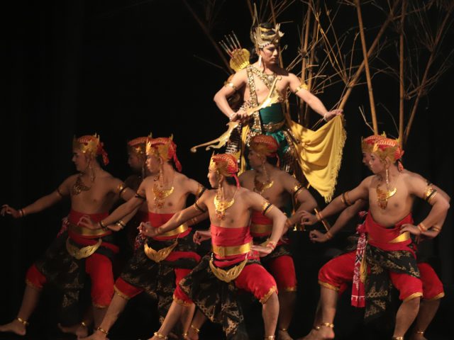 Drama Wayang Berjudul  “Kidung Anargya Kunthi Talibrata”