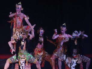 Griya Budaya Titah Nareswari Surakarta Mempersembahkan Wayang Orang Gatotkaca Gandrung