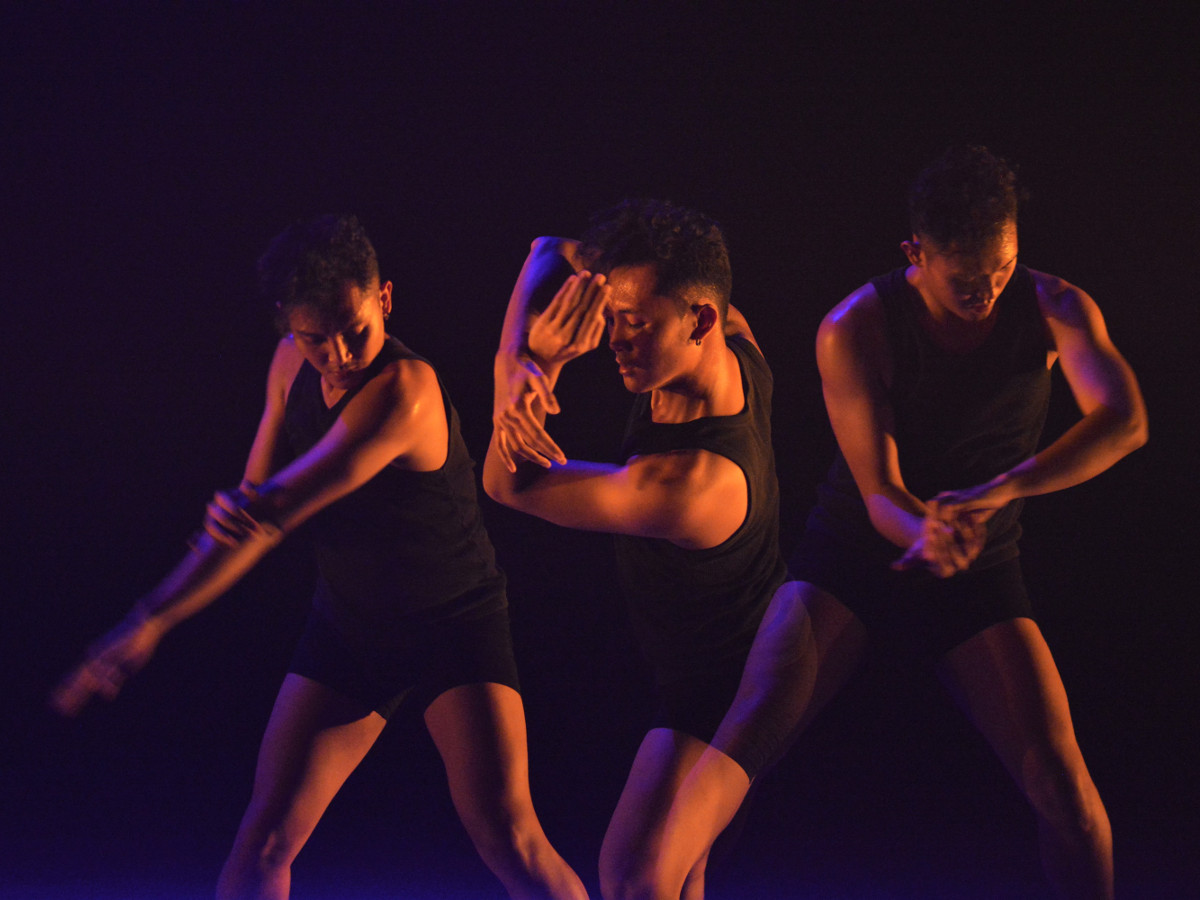 indonesian-dance-theatre-mempersembahkan-pertunjukan-berjudul-spasial.jpg
