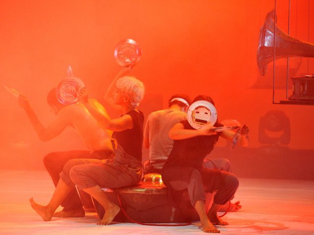 Teater-Bunyi “Gong ex Machina”
