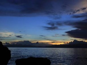 Selain Pantai Ora, 3 Pantai Ini Jadi Bintang di Maluku