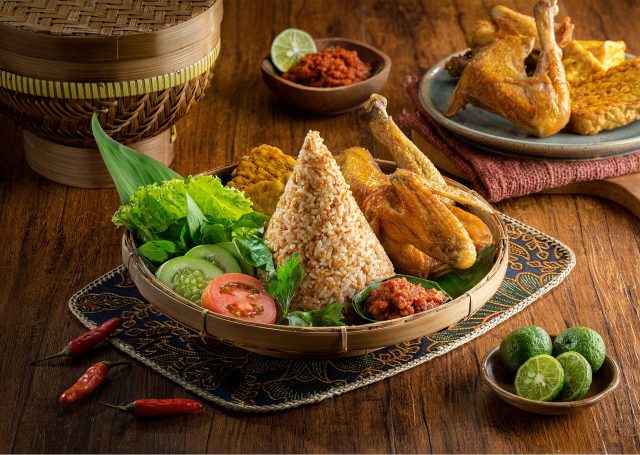 Nasi Tutug Oncom, Kuliner Tasikmalaya yang Lahir dari Rakyat