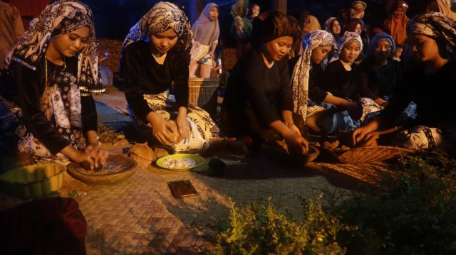 Ngiling Bumbu: Tradisi Pemersatu Khas Warga Merangin Jambi