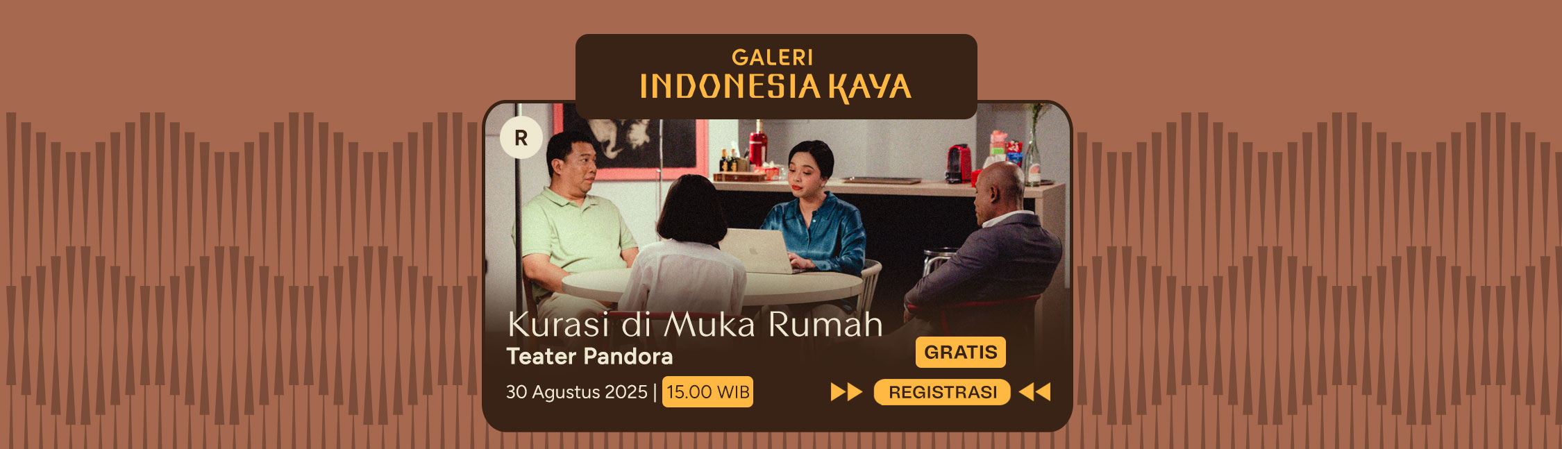 Kurasi di Muka Rumah oleh Teater Pandora